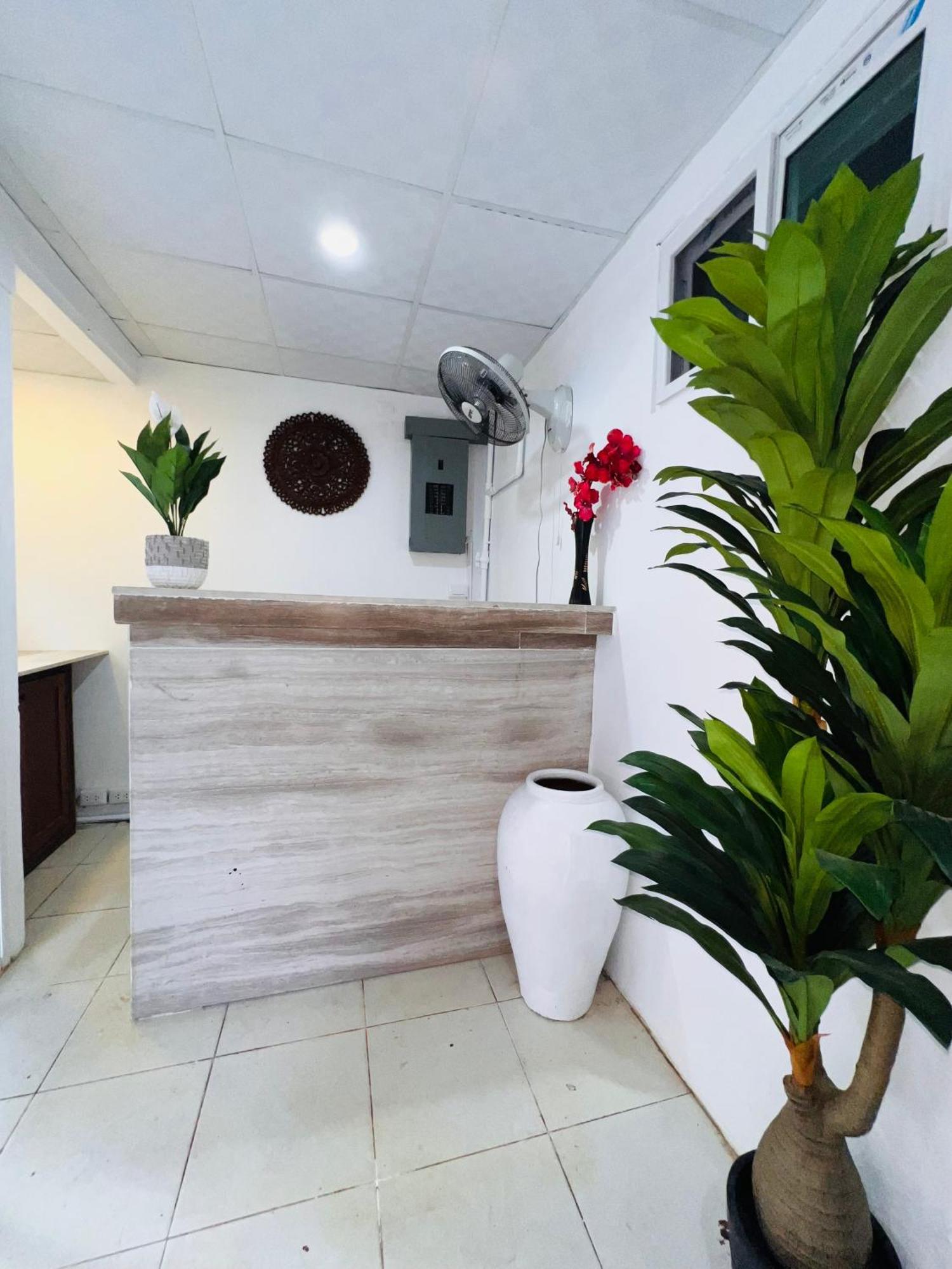 Patong Adventure Hostel Εξωτερικό φωτογραφία