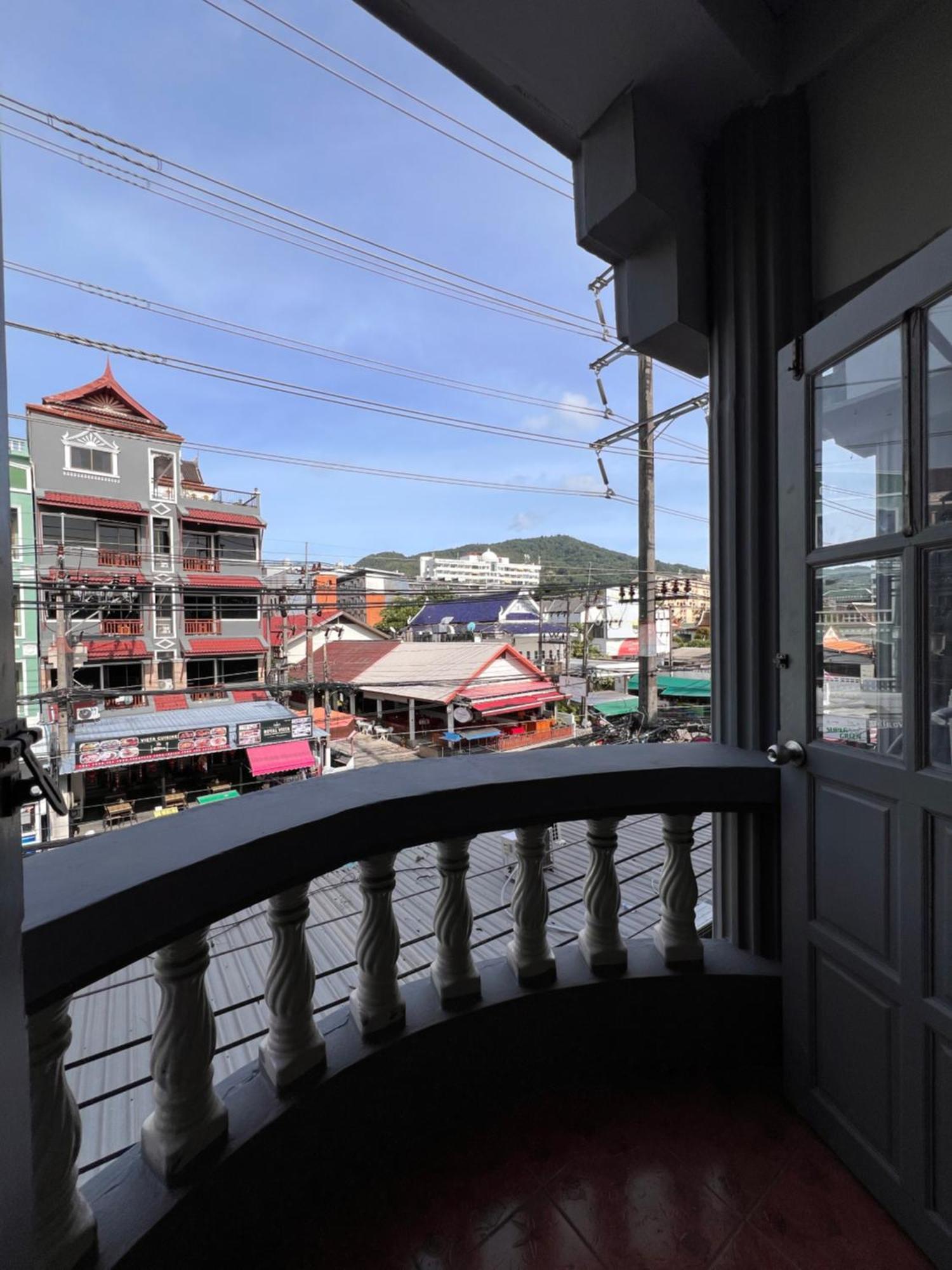Patong Adventure Hostel Εξωτερικό φωτογραφία