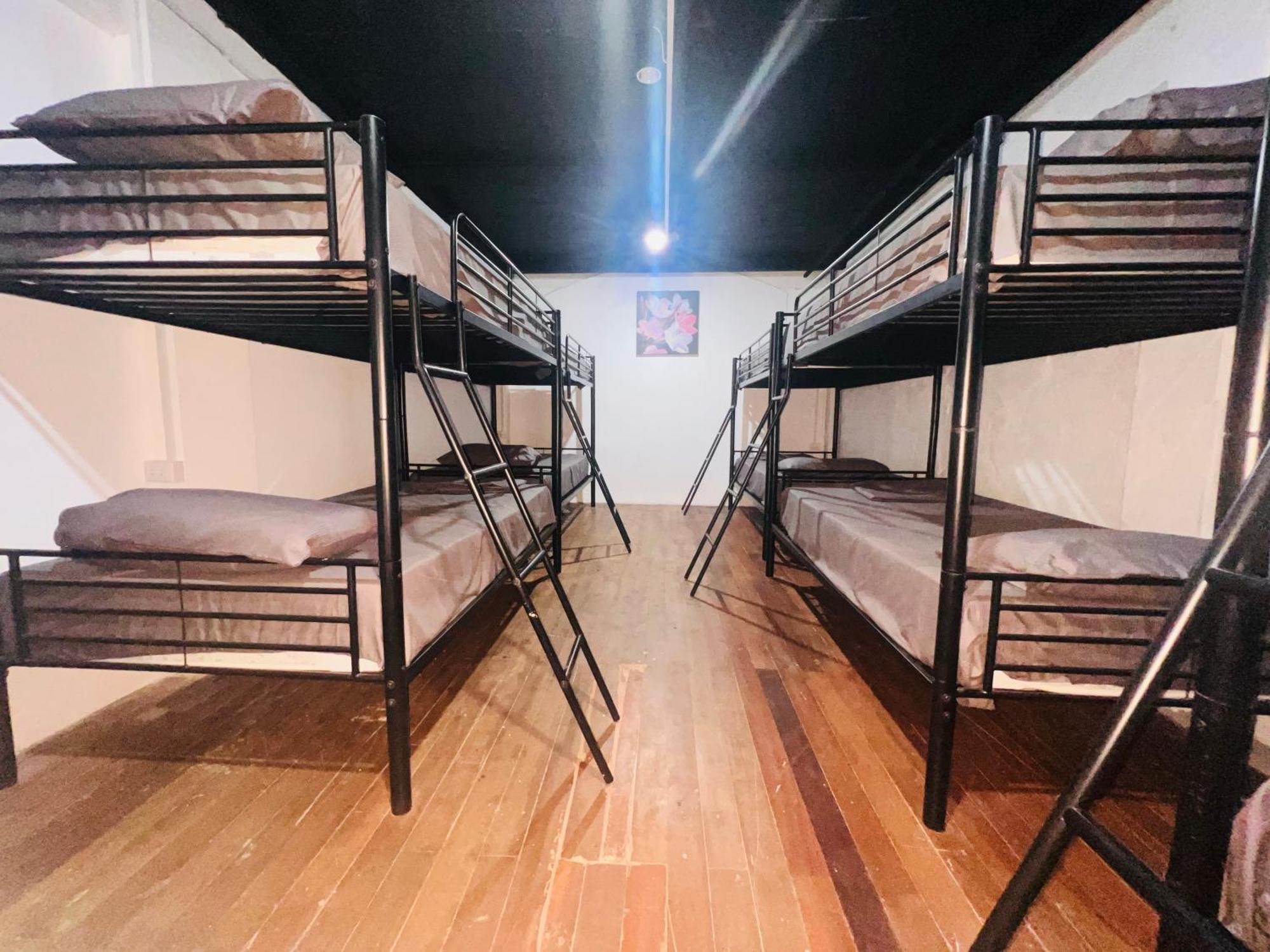 Patong Adventure Hostel Εξωτερικό φωτογραφία