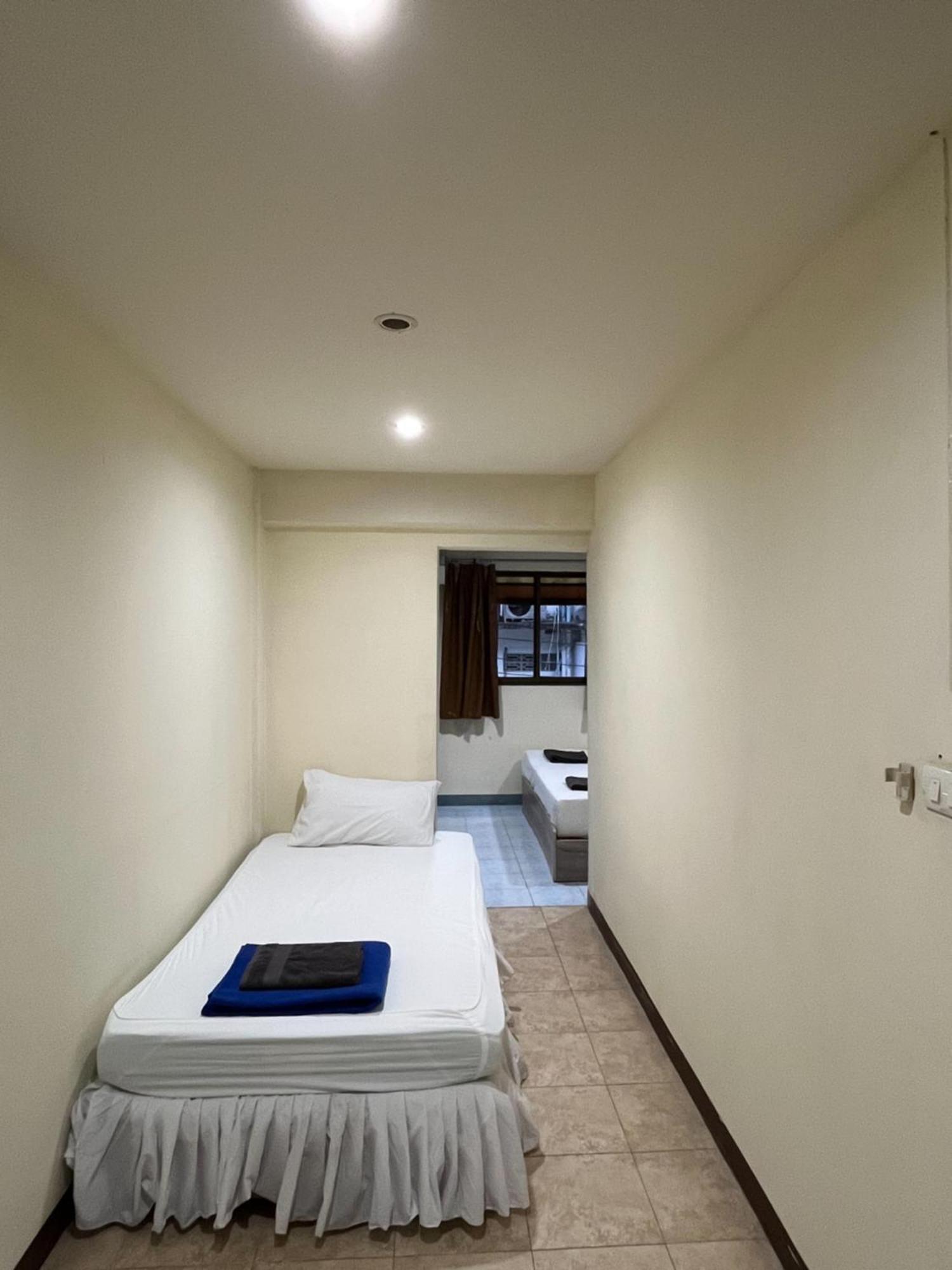 Patong Adventure Hostel Εξωτερικό φωτογραφία